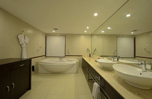 Hubli Hotel | Hotel Naveen