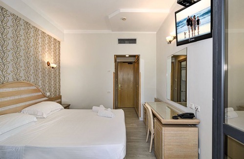 Ronchi Hotel | Hotel Nedy