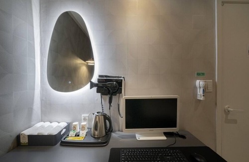 Sam-dong Hotel | Hotel Nine