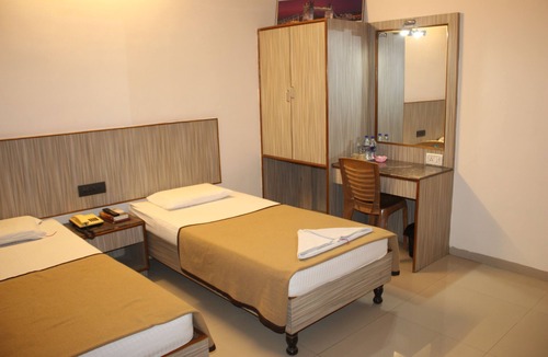 Parbhani Hotel | HOTEL NIRAJ INTERNATIONAL