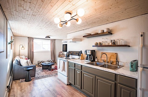 Seward Apartment | Hotel North