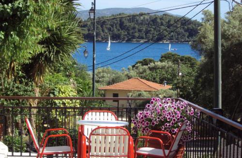 Perigiali Hotel | Hotel Nostos