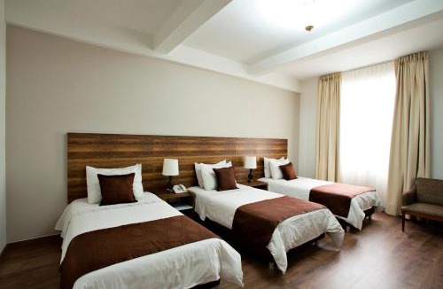 Villa Nueva Hotel | Hotel Nutibara