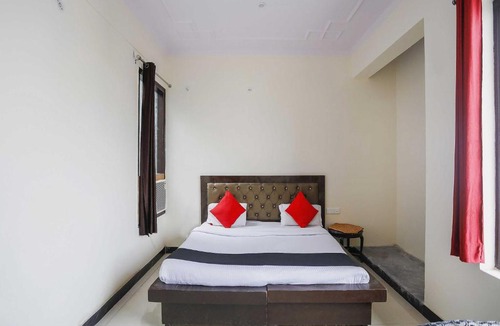Noida Hotel | Hotel O GRANDEUR HOTEL