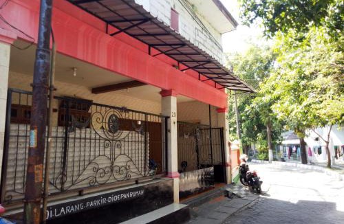 Surabaya Hotel | Hotel O Homestay Rungkut Syariah