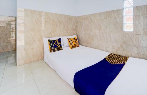 Gresik Hotel | Hotel O Karman's Sari Homestay Syariah