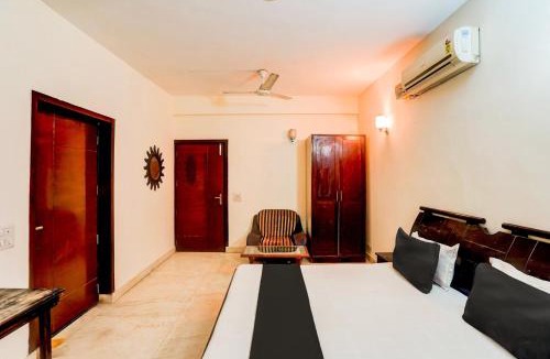DLF City Hotel | Hotel O Le Regent