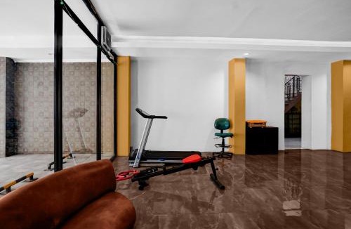 Suko Manunggal Hotel | Hotel O near Ciputra World Surabaya formerly Darmo Residence