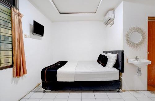 East Jakarta Hotel | Hotel O near Plaza Pondok Gede formerly Angel Homestay