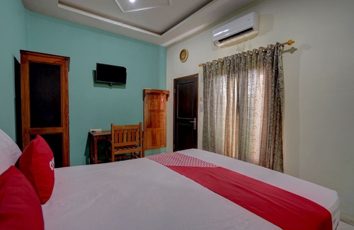 Gresik Hotel | Hotel O Sahabat Syariah Near Plasa Telkom Bawean