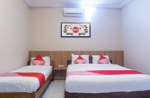 Pacitan Hotel | Hotel O Srikandi Hotel