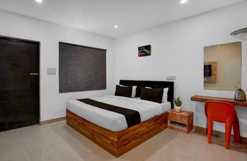 Bhubaneshwar Hotel | Hotel O VK Palace