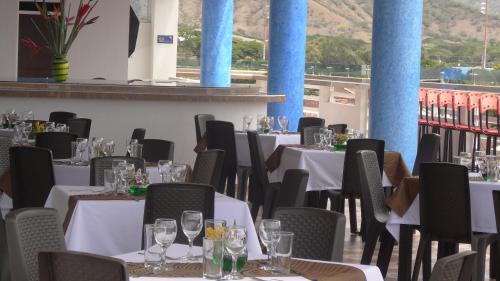 Roldanillo Hotel | Hotel Oasys Blue
