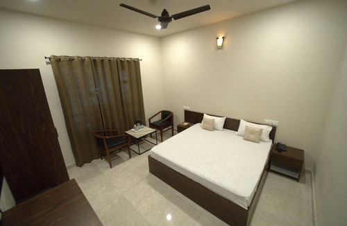 Hisar Hotel | Hotel Omkar