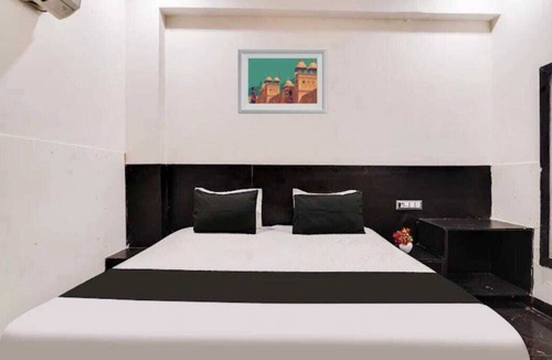 Dhanauli Hotel | Hotel OPM & Restaurant