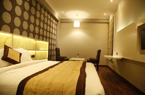 Rakabganj Hotel | Hotel Orange