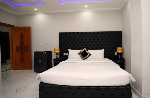 Lahore Hotel | Hotel Orange One