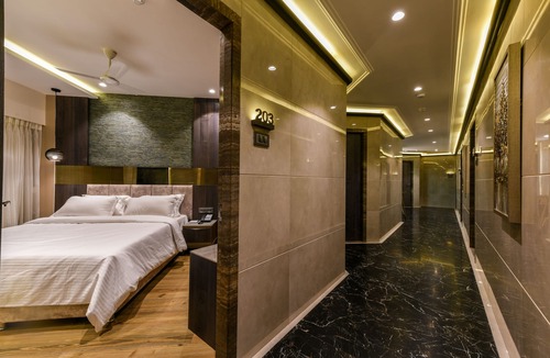 Girgaon Hotel | Hotel Orient Regency