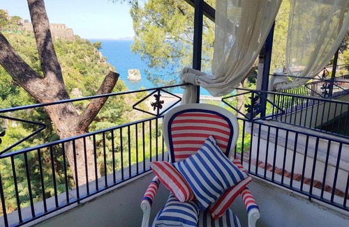 Vico Equense Hotel | Hotel Oriente