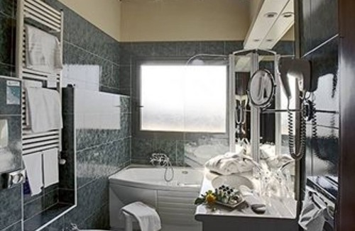 Ferrara Historic Centre Hotel | Hotel Orologio