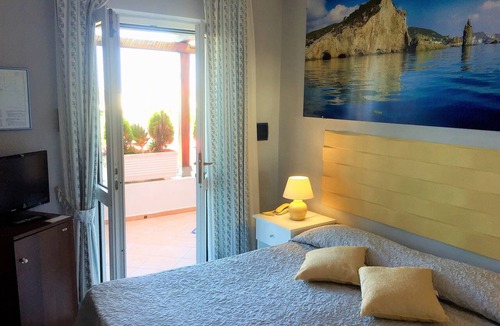 Le Forna Hotel | Hotel Ortensia