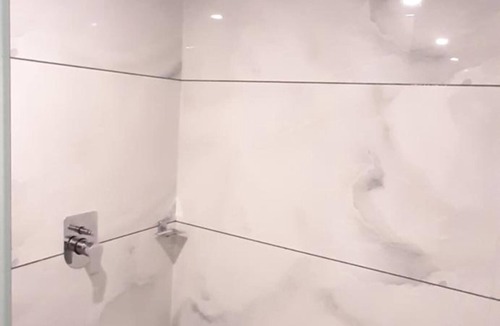 Surat Hotel | Hotel Ostria