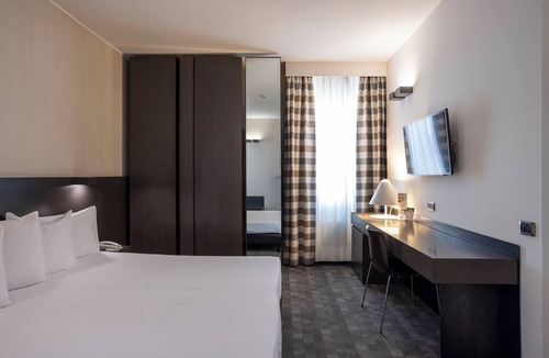 Piacenza Hotel | Hotel Ovest