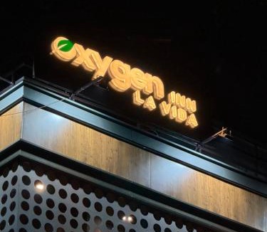 Sector 27 Hotel | Hotel Oxygen La Vida Stay- Couple Friendly-Noida Sector 18