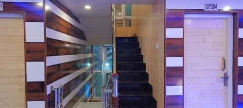 Srechan Hotel | Hotel Pahalgam Wave Inn
