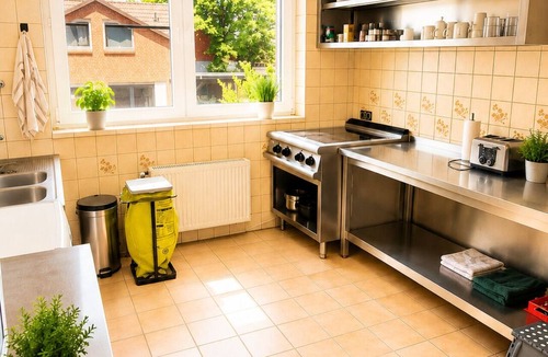 Wolfsburg Hotel | Hotel Pale Wolfsburg 24H Self Check-in