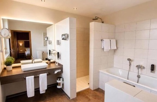 Wolfsburg Hotel | Hotel Pale Wolfsburg 24H Self Check-in