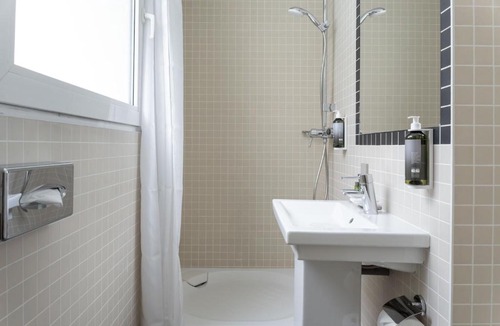 Quartier de Rochechouart Hotel | Hotel Palm - Astotel