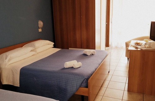 San Polo dʼEnza in Caviano Hotel | Hotel Papillon