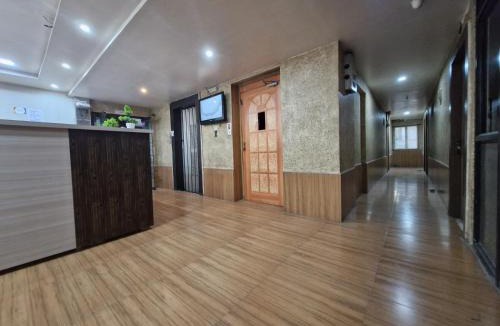 Jamnagar Hotel | Hotel Paradise
