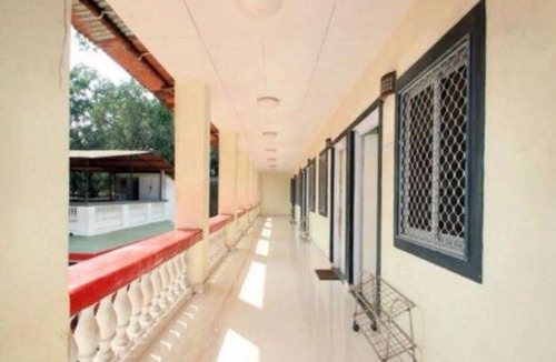 Matheran Hotel | Hotel Paramount Matheran