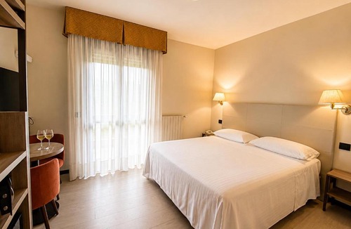 Dalmine Hotel | Hotel Parigi 2 & Spa