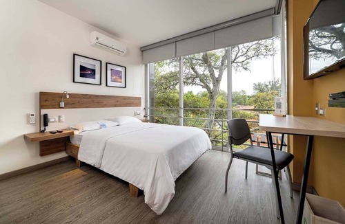 Cali Hotel | Hotel Park 85