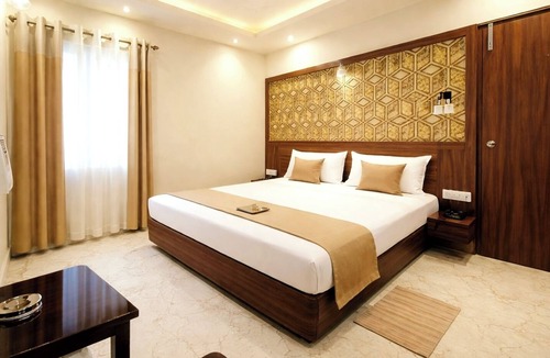 Puri Hotel | Hotel Park Palace - near Sea Beach