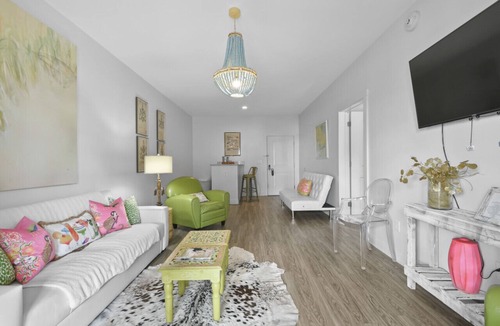 Pass Christian Hotel | Hotel Pass Christian King Suite 201