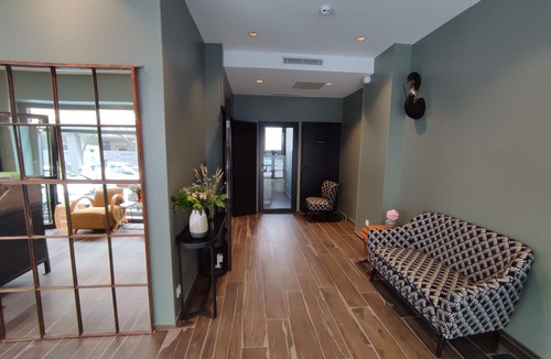 Quartier Vieux Marche-Cathedrale Hotel | Hotel Paulette