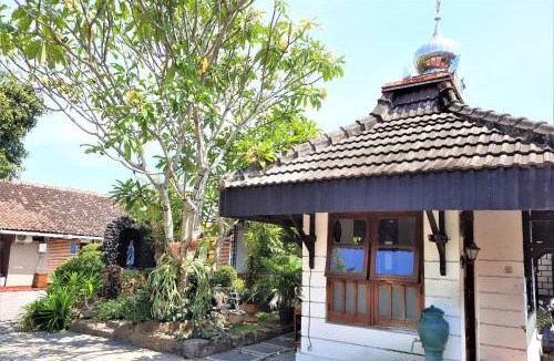 Klaten Selatan House | Hotel Perdana