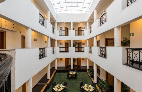 Mundhwa Hotel | Hotel Phoenix Koregaon Park