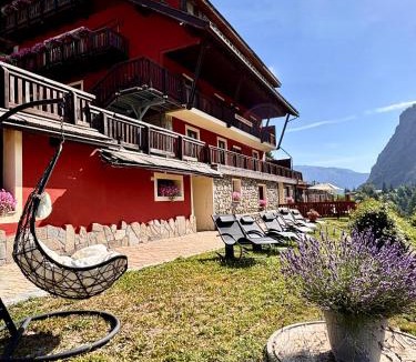 Claviere Hotel | Hotel Piccolo Chalet