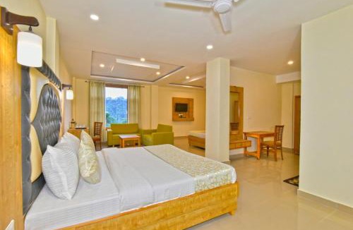 Bhagsu Nag House | Hotel Pine Mountain View-Cheap Hotels Best Prices Guaranteed with Deals-Free Parking-cricket stadium 5 km