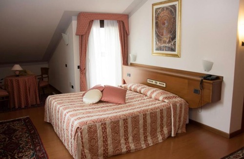Selvazzano Dentro Hotel | Hotel Piroga Padova