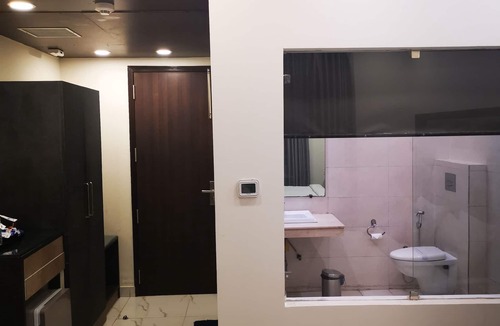 Sector 27 Hotel | Hotel PK Residency