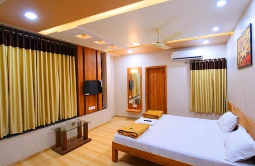 Veraval Hotel | Hotel Platinum