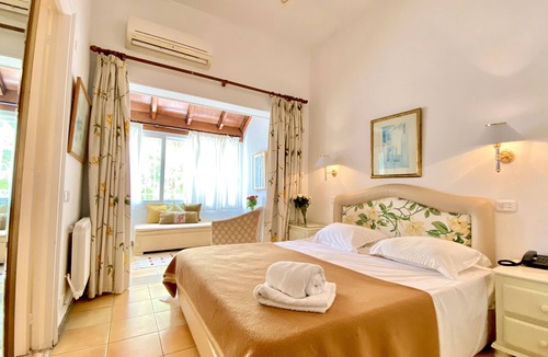 La Marsa Hotel | Hotel Plaza Corniche