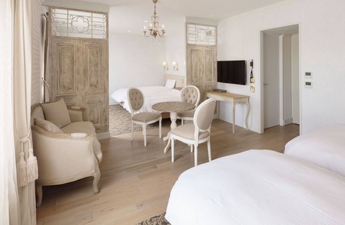Nishi Hotel | Hotel Plumm