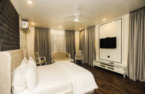 Khanyara Hotel | Hotel Pong View